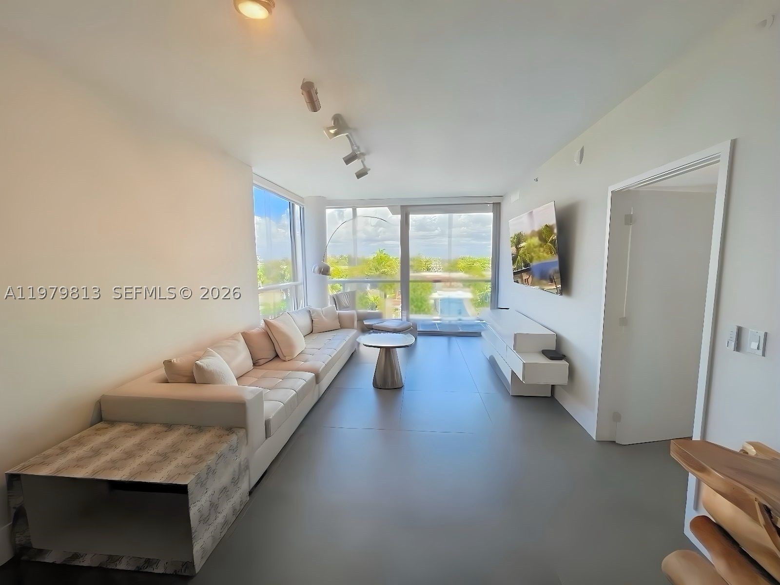 Bay Harbor Islands photo 3