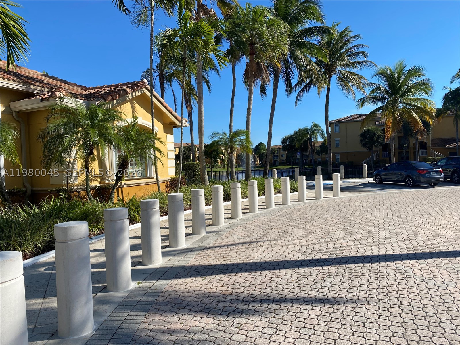 Pembroke Pines photo 5