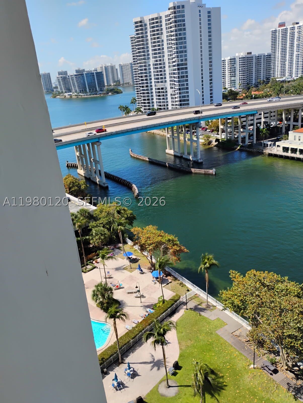 Sunny Isles Beach photo 1