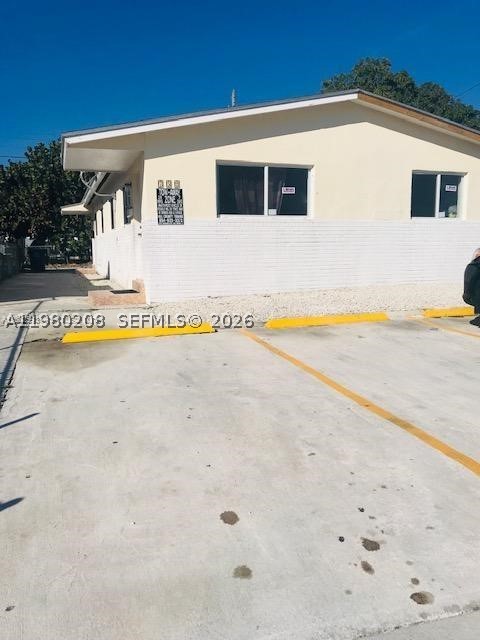 Hallandale Beach photo 2