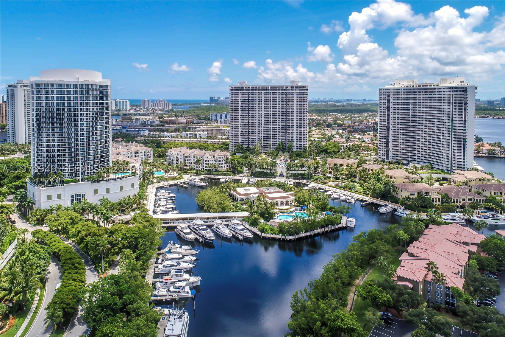 Aventura photo 1
