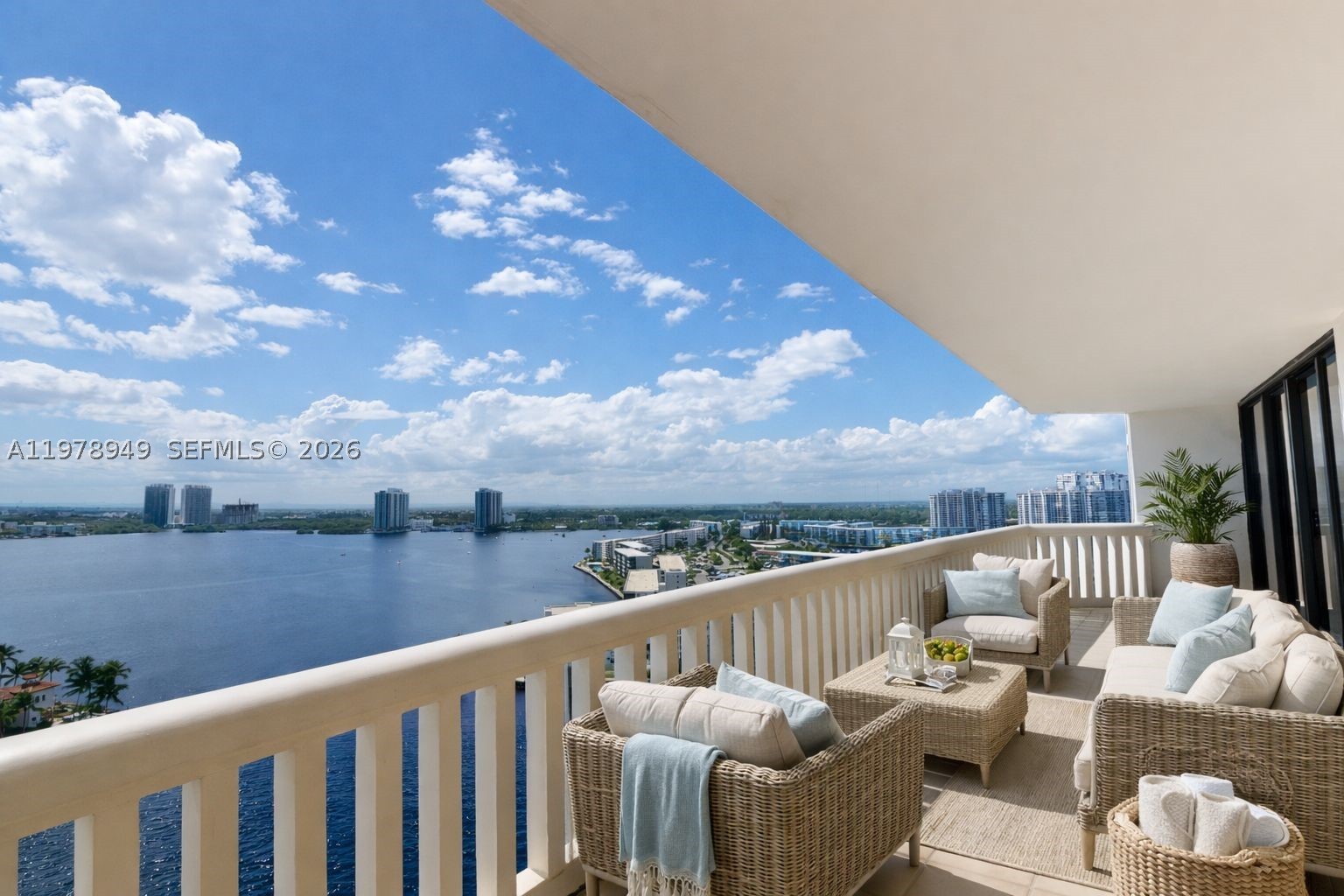 Aventura photo 3