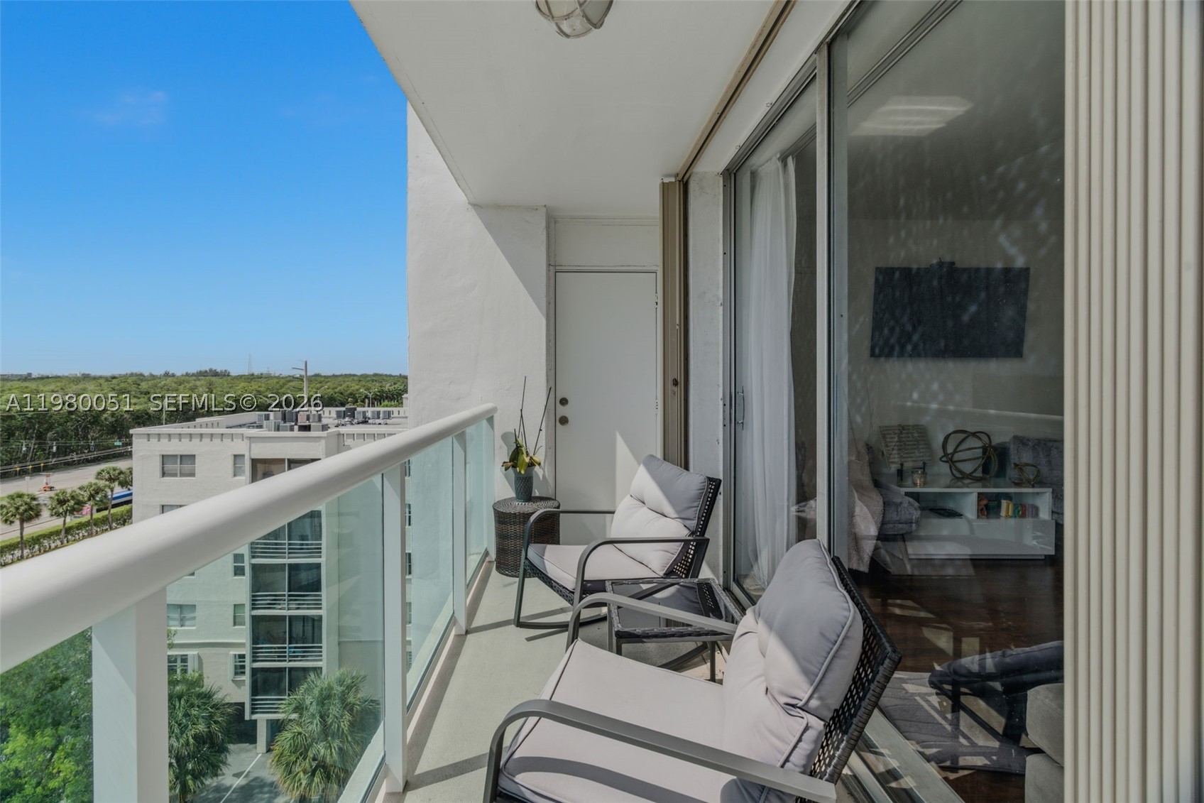 North Miami Beach photo 2