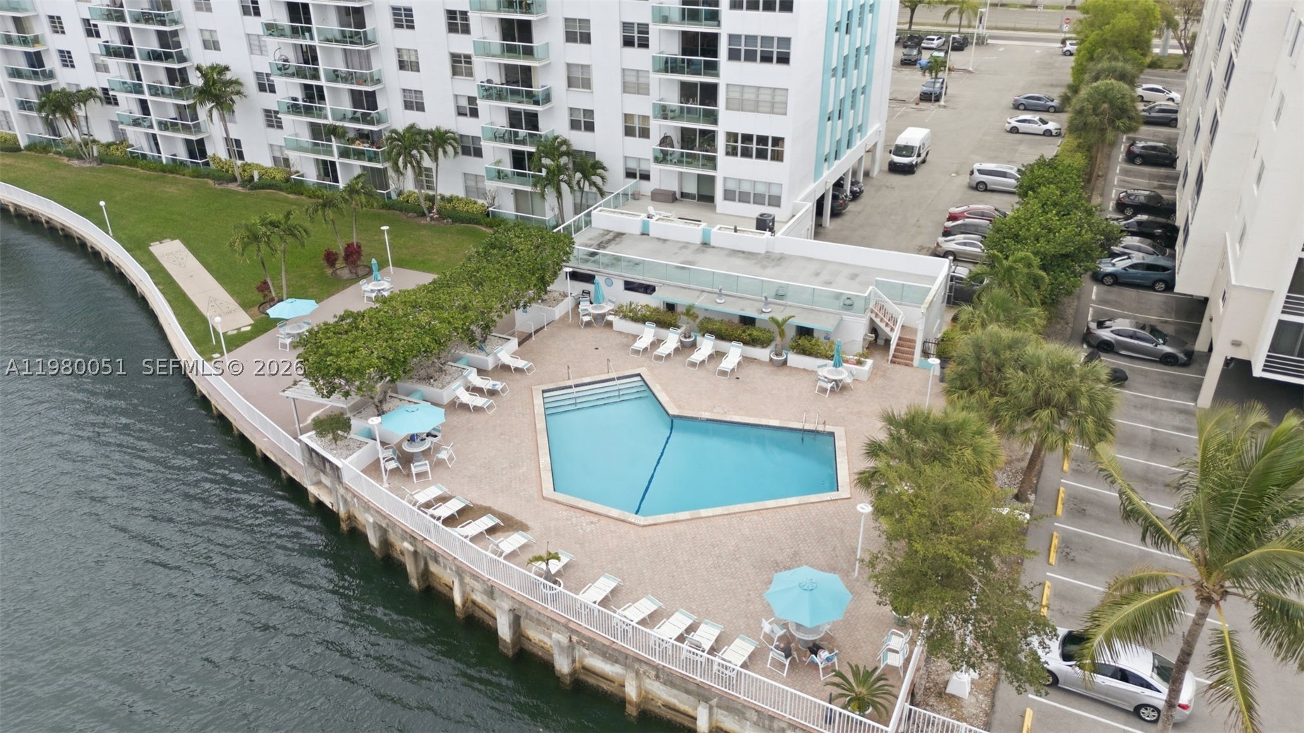 North Miami Beach photo 3