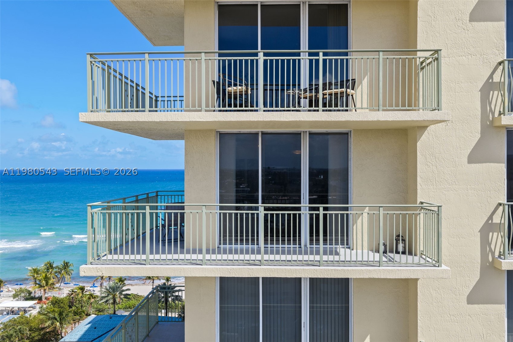 Hallandale Beach photo 2