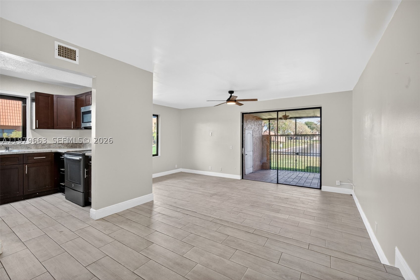 Pembroke Pines photo 5