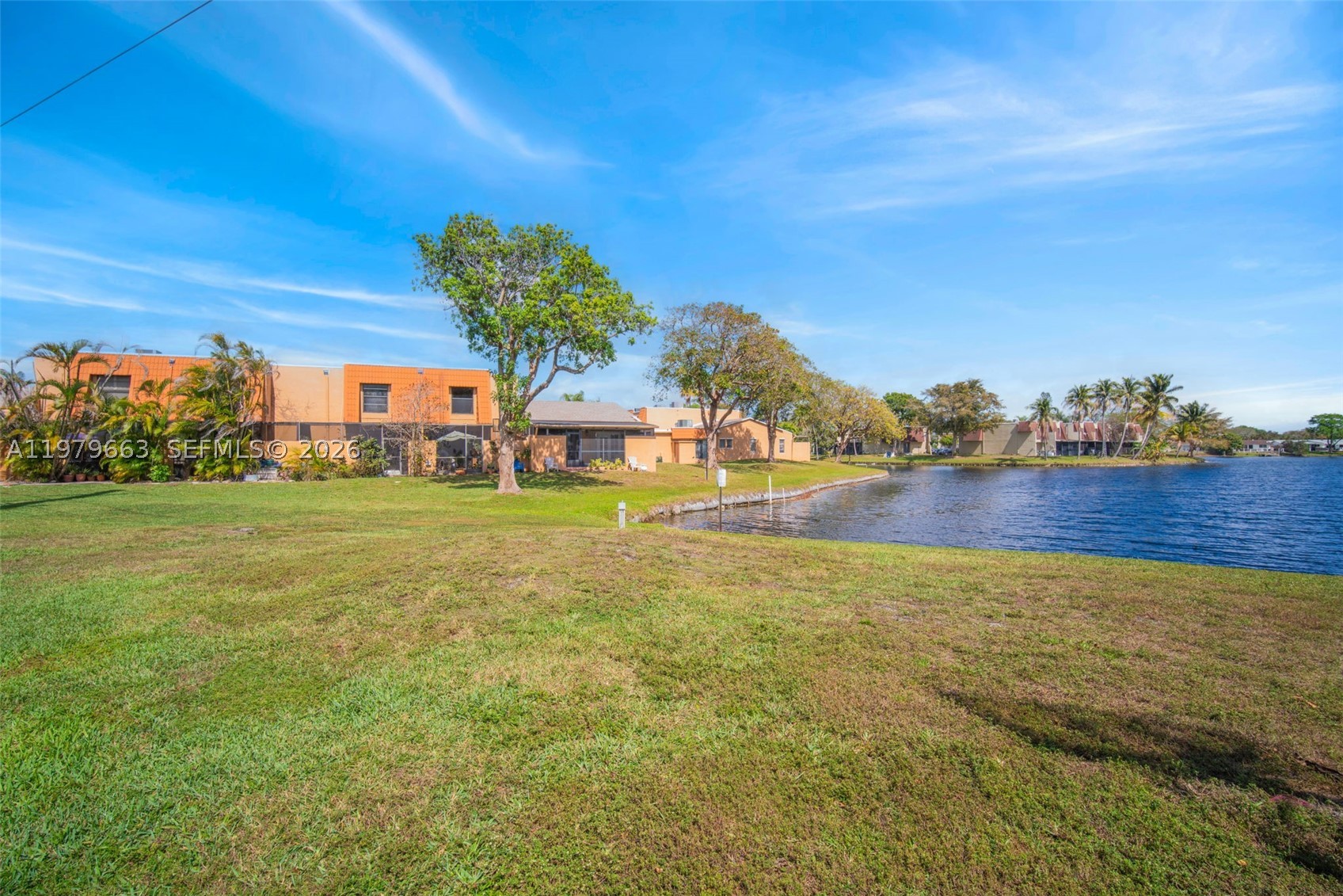 Pembroke Pines photo 1