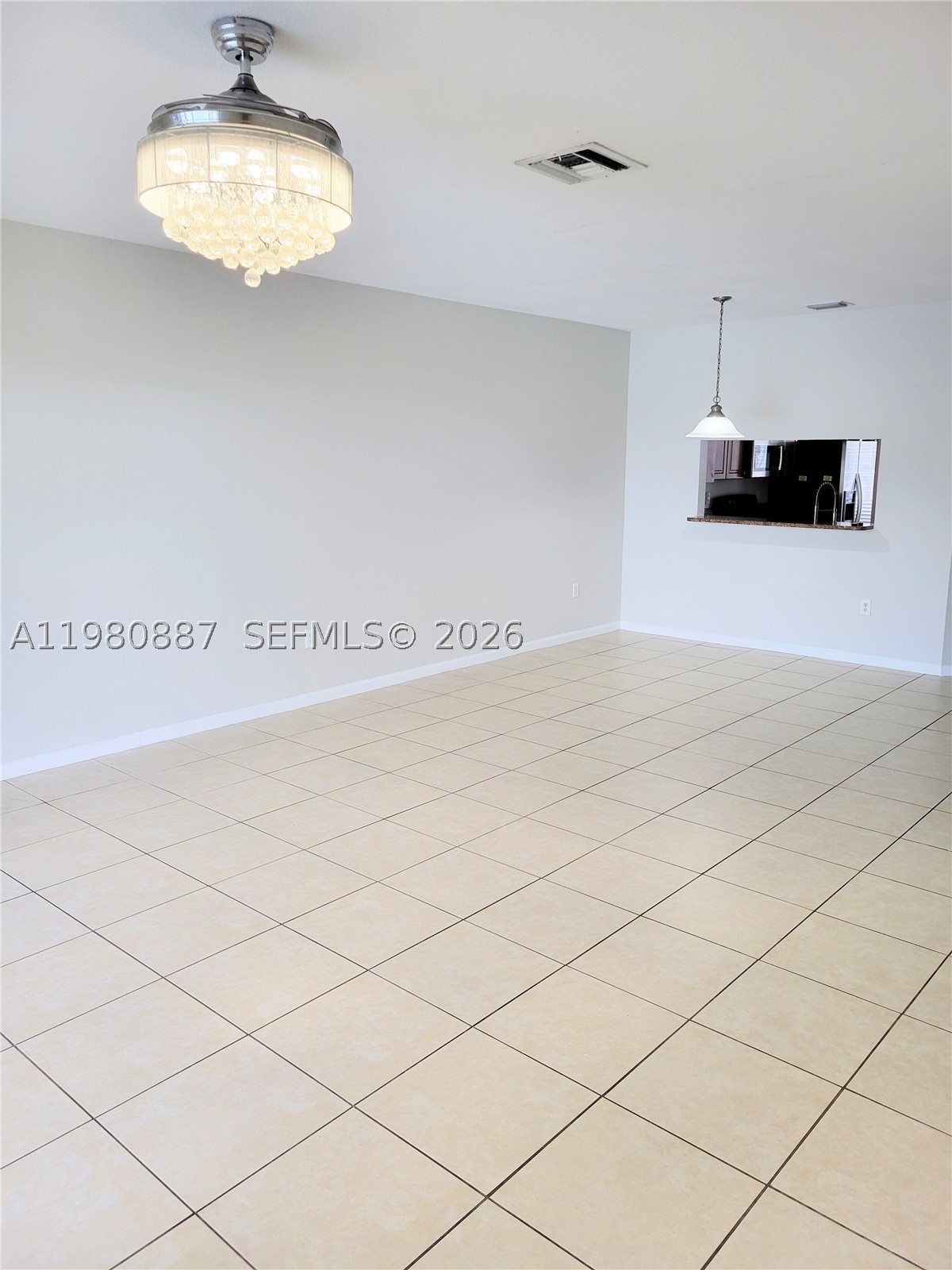 Miramar photo 2