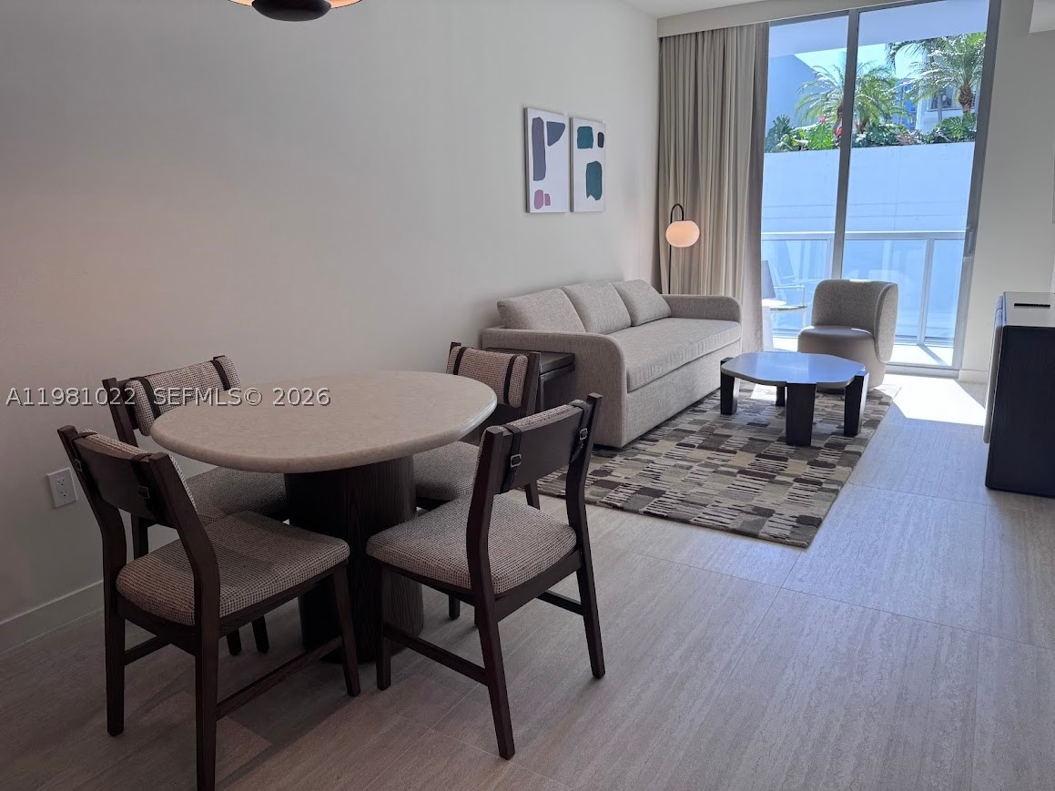 Miami photo 3
