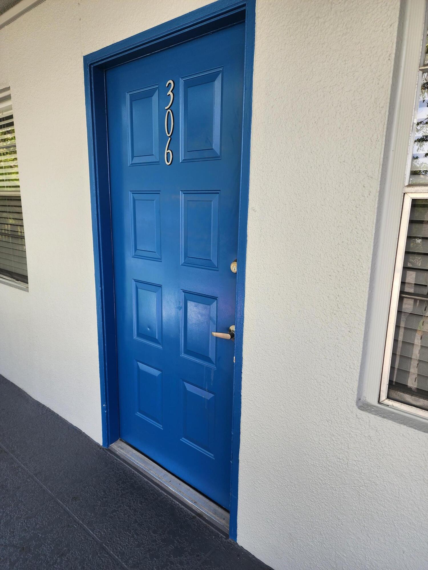 Pembroke Pines photo 2