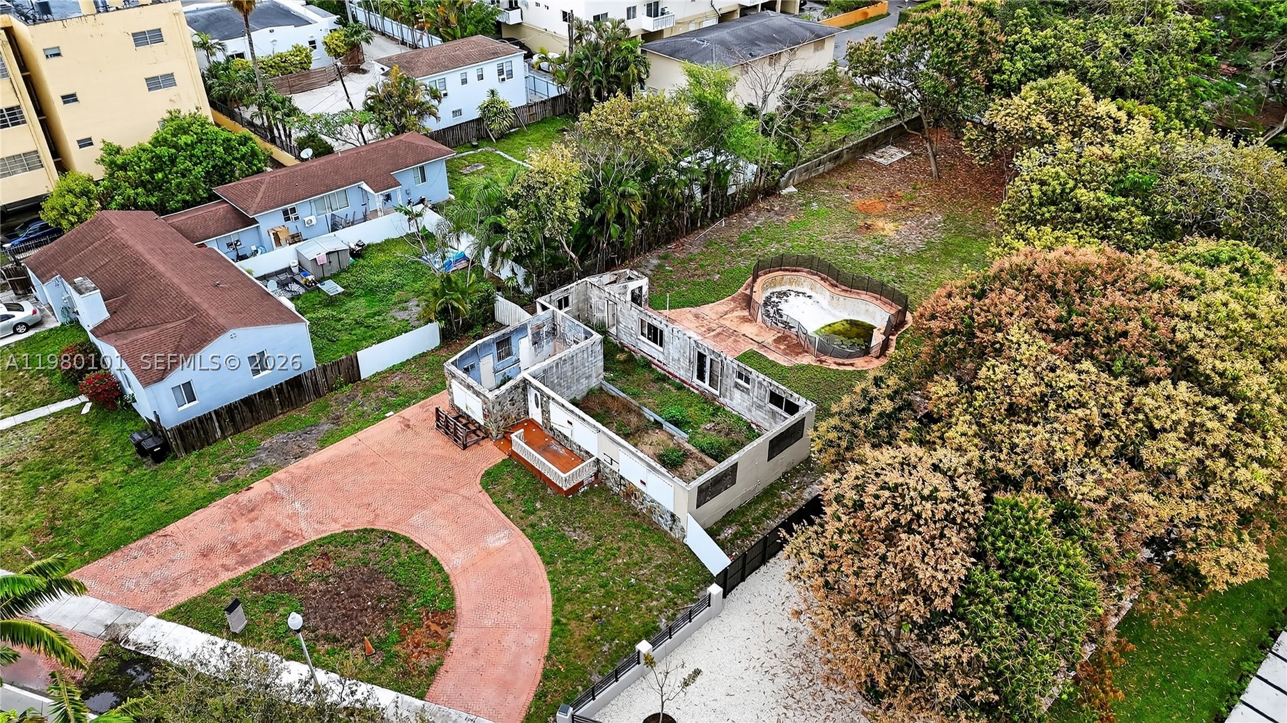 North Miami photo 2