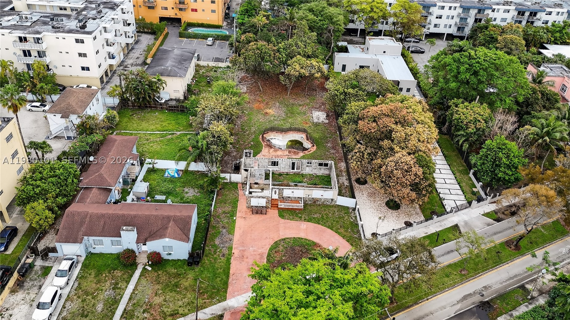 North Miami photo 3