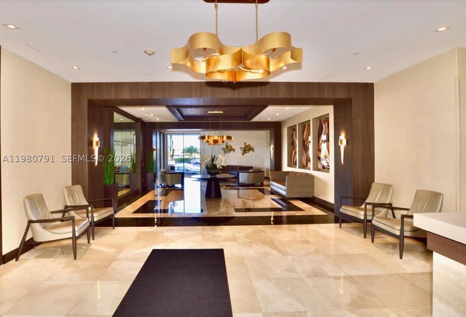 Aventura photo 4