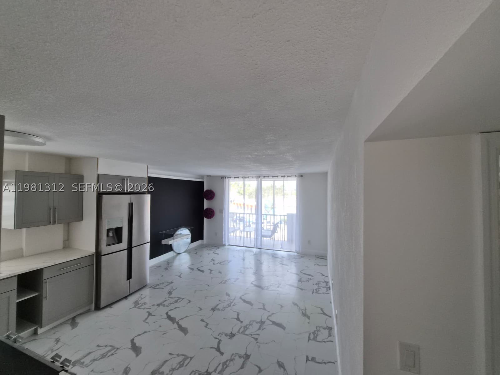 North Miami Beach photo 2