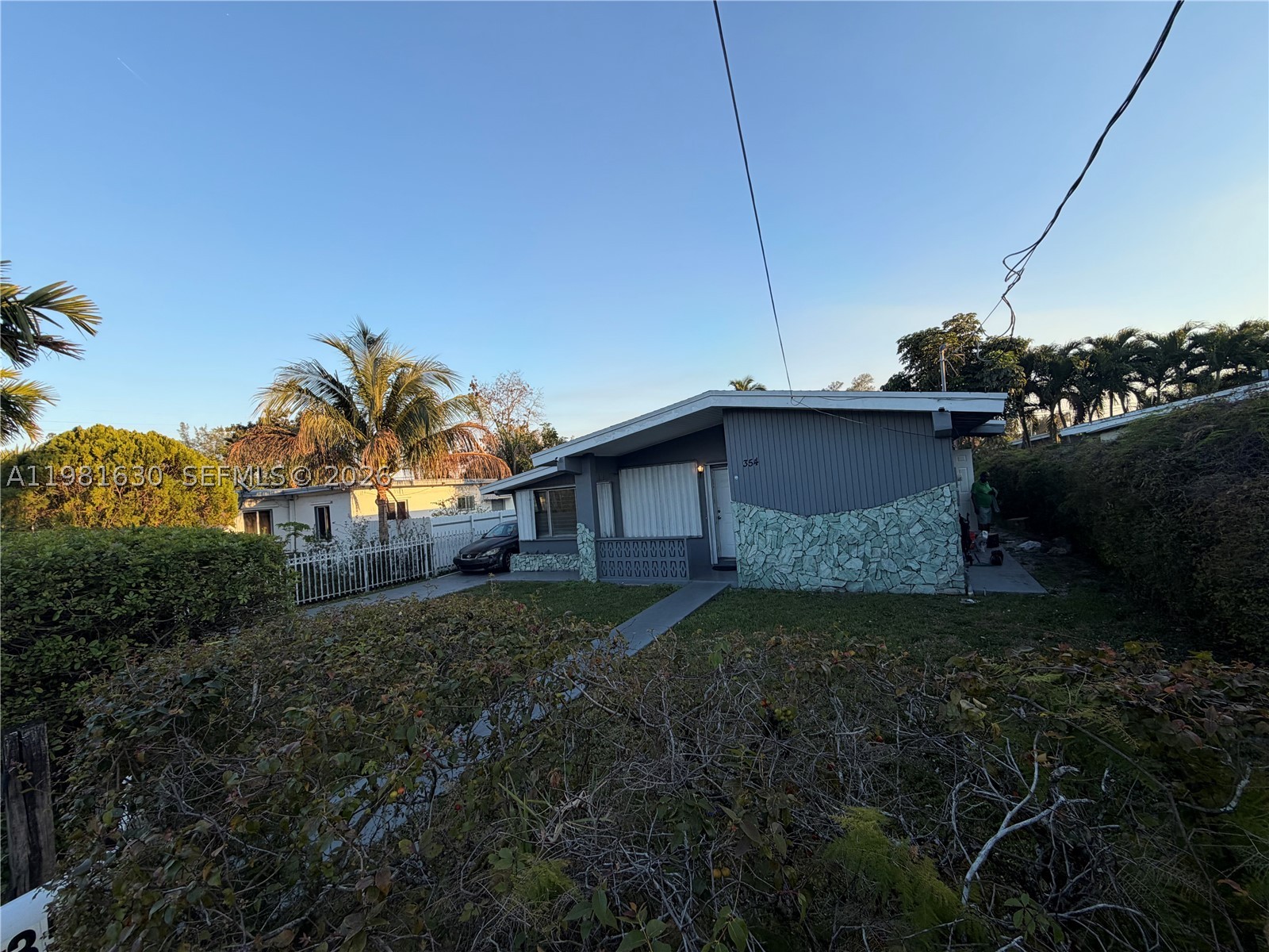 North Miami Beach photo 2