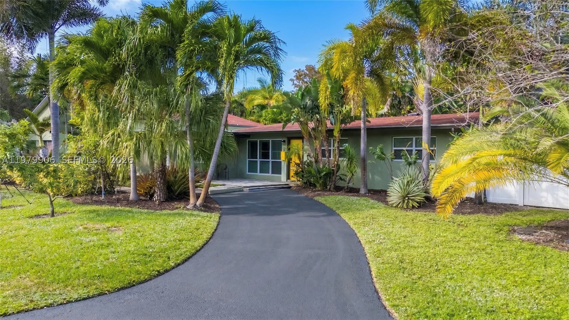 Wilton Manors photo 4