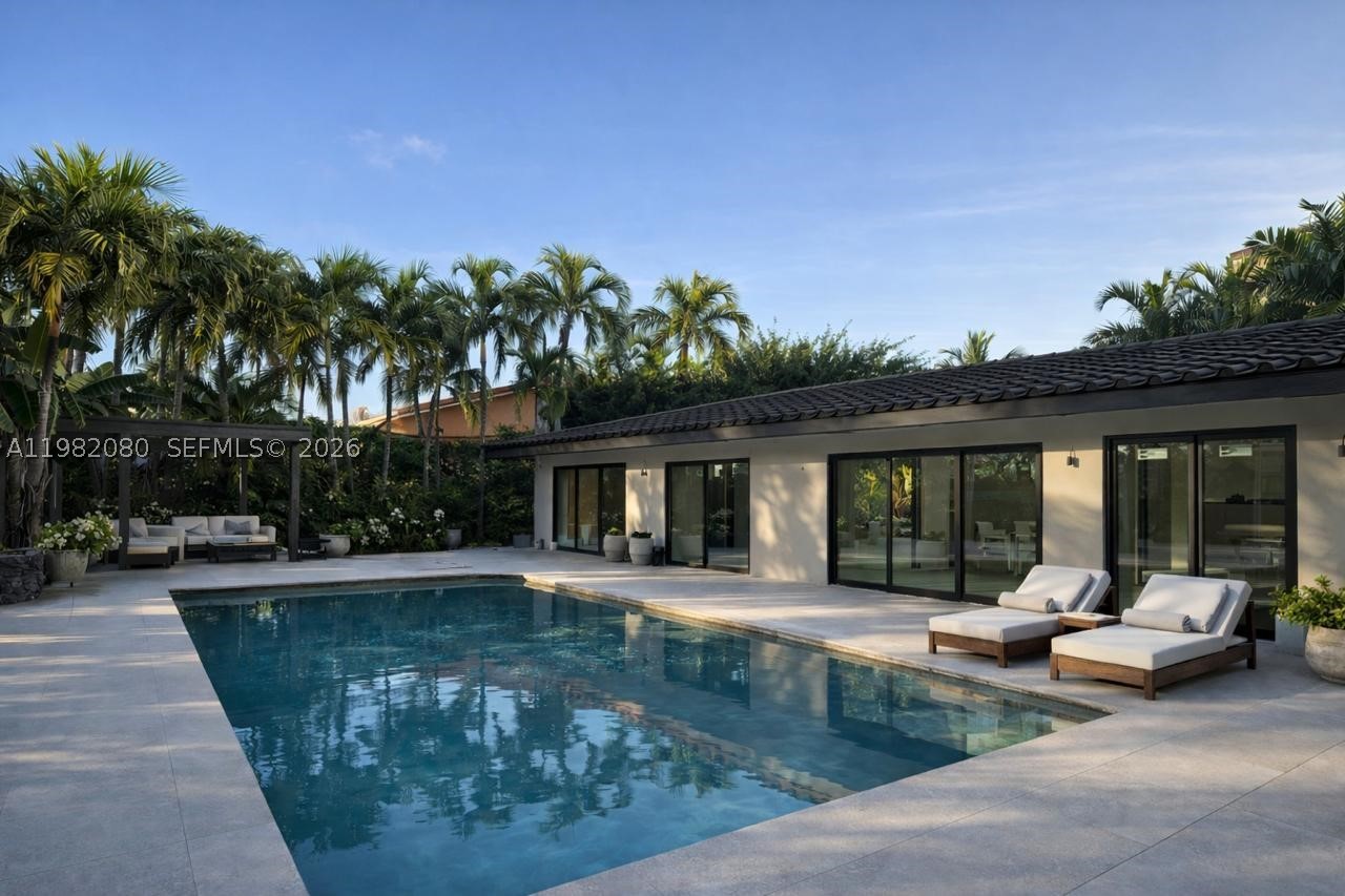 North Miami Beach photo 3