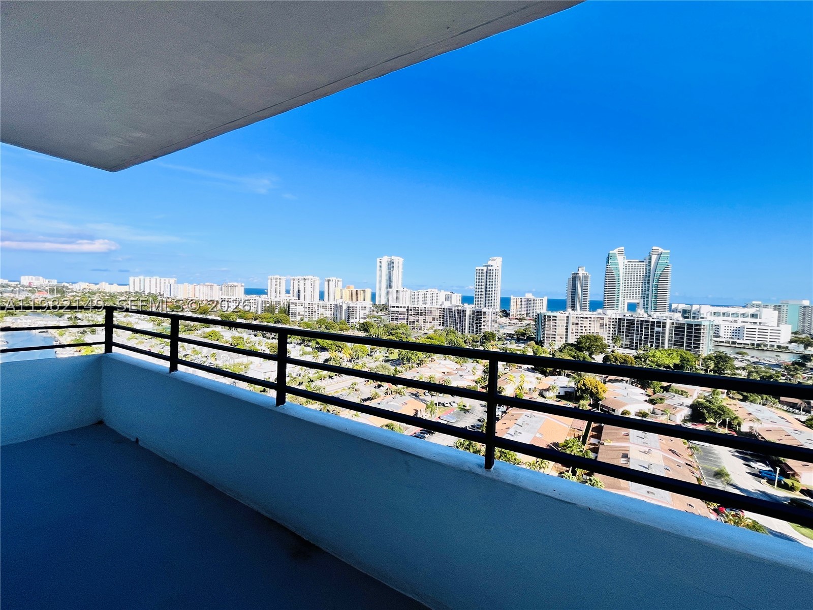 Hallandale Beach photo 4