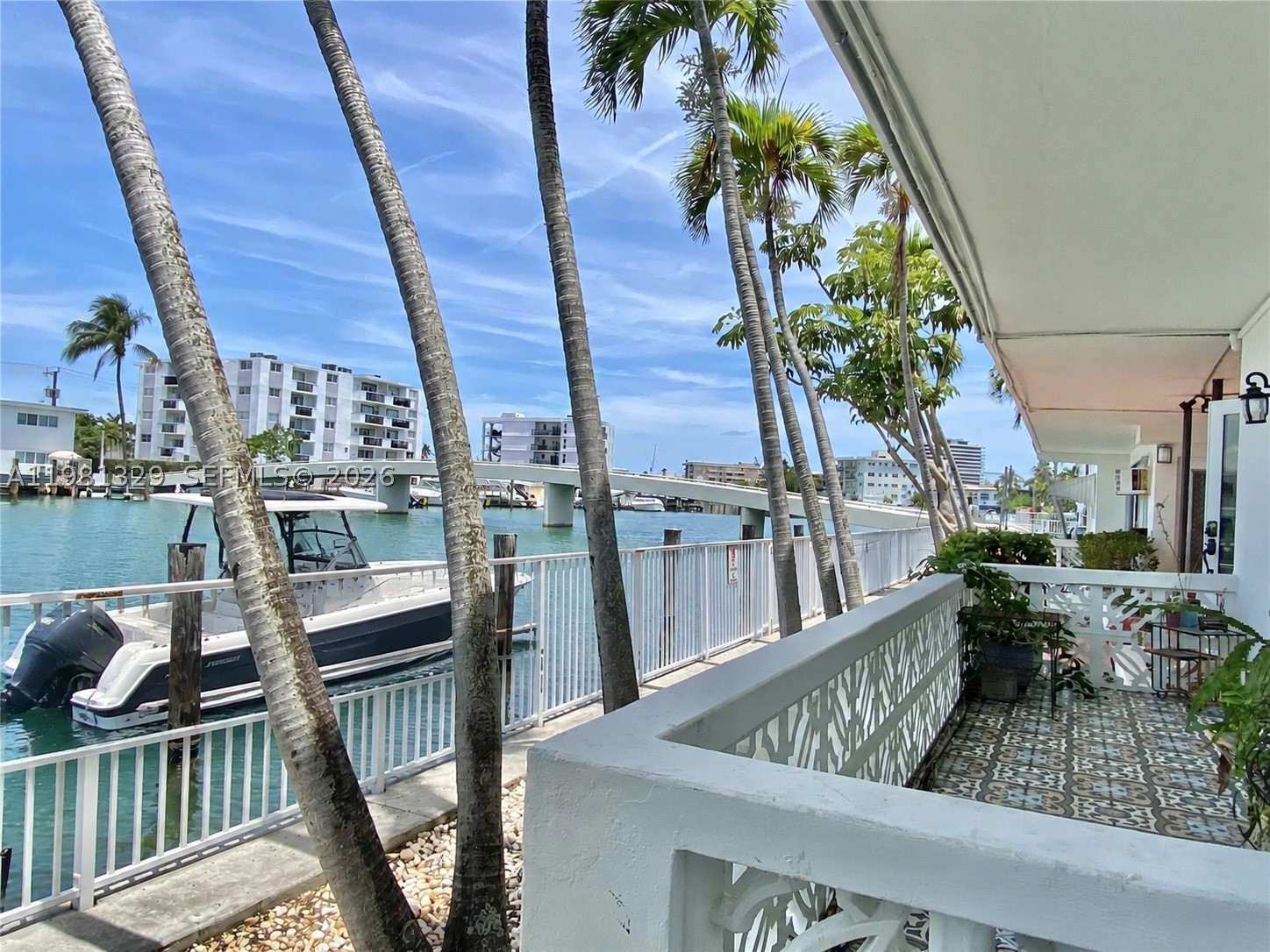 Miami Beach photo 1