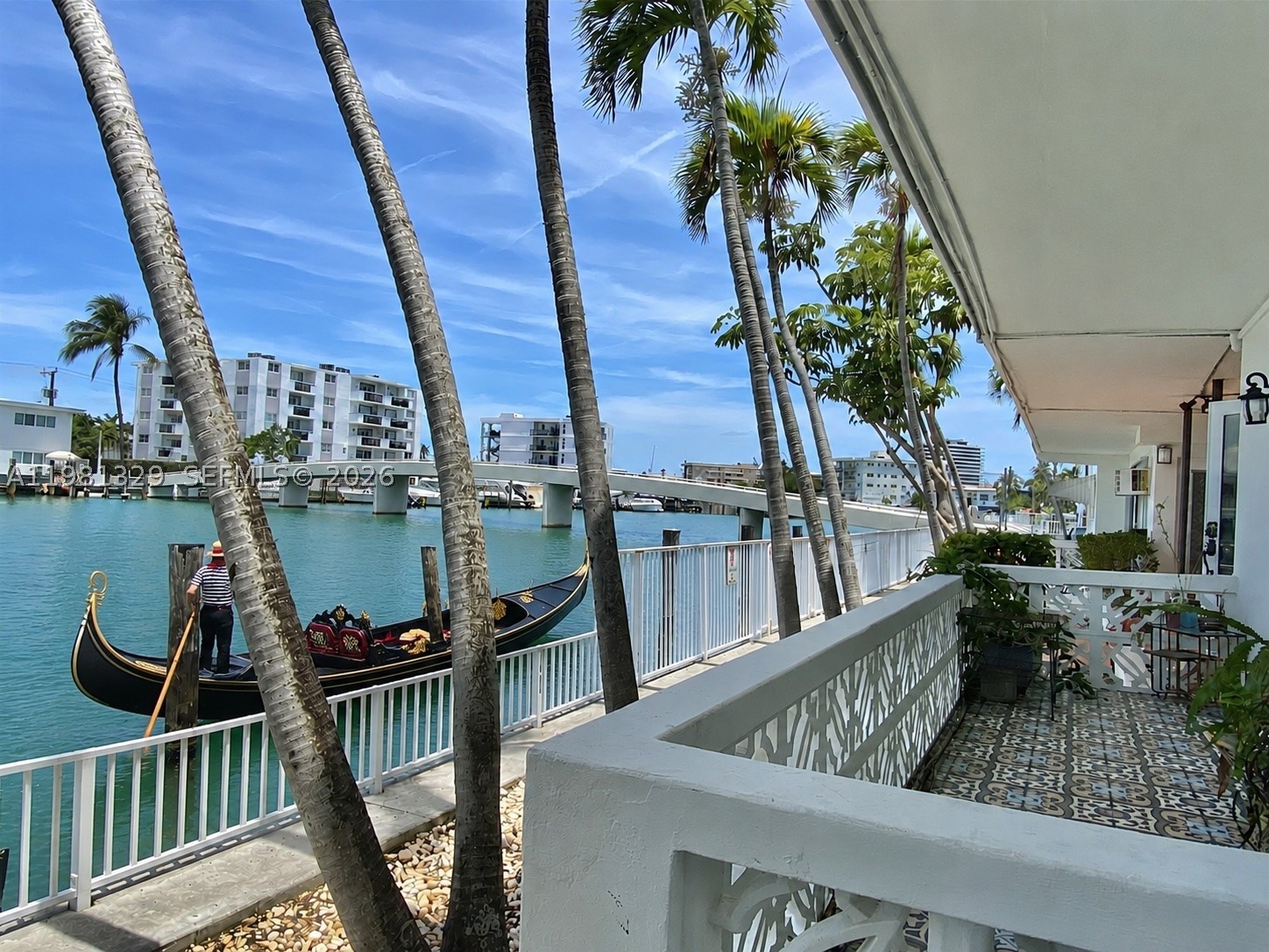 Miami Beach photo 2