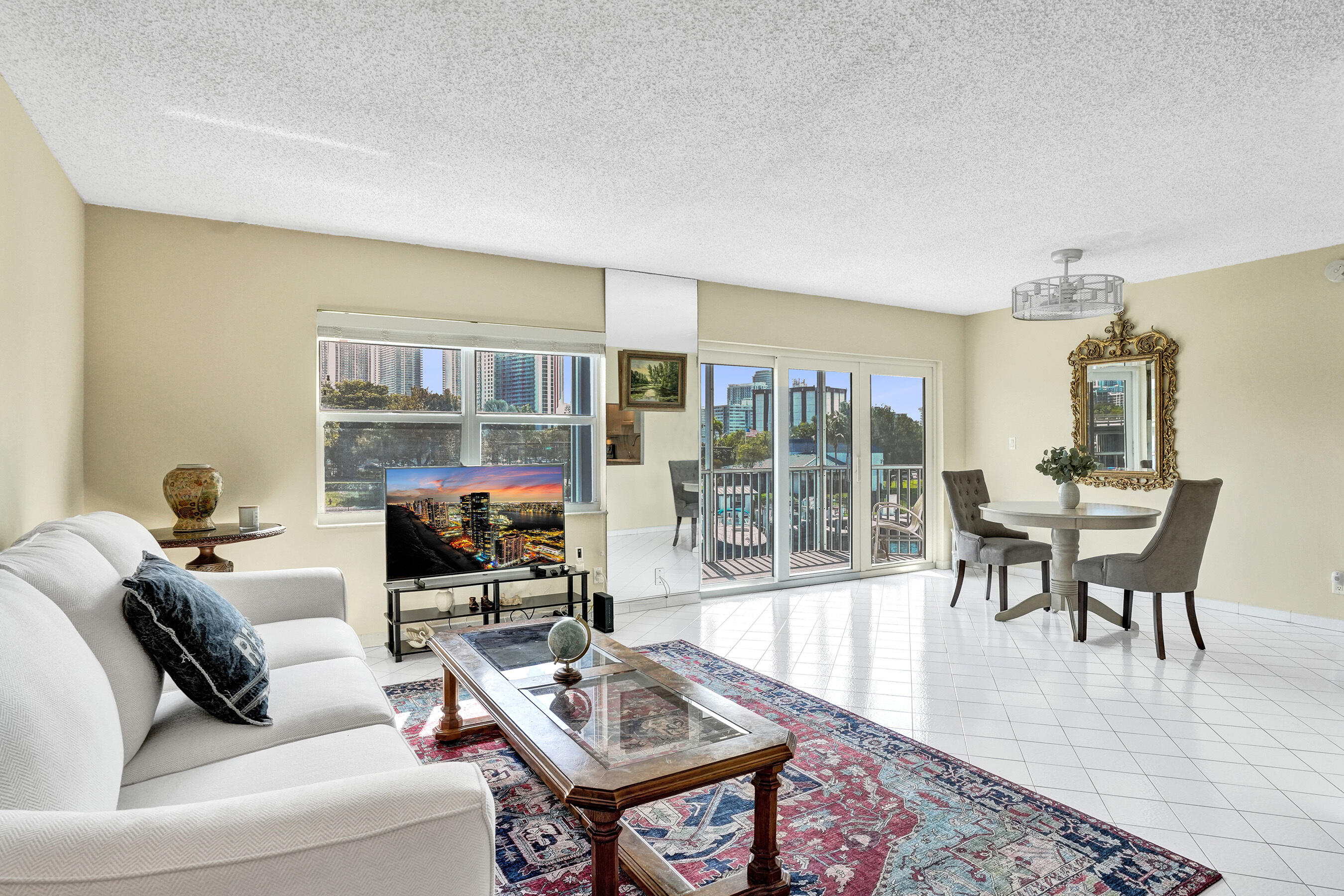 Hallandale Beach photo 5