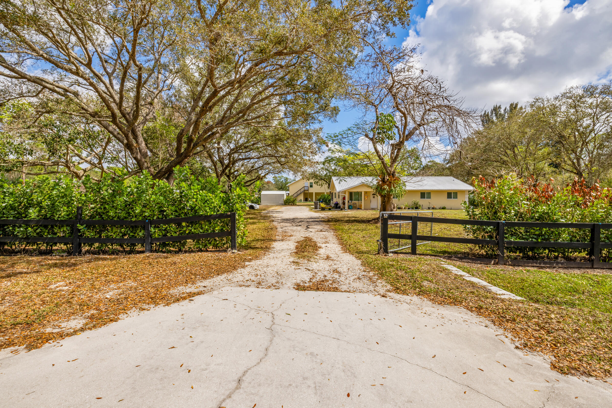 MLS listing photo 4