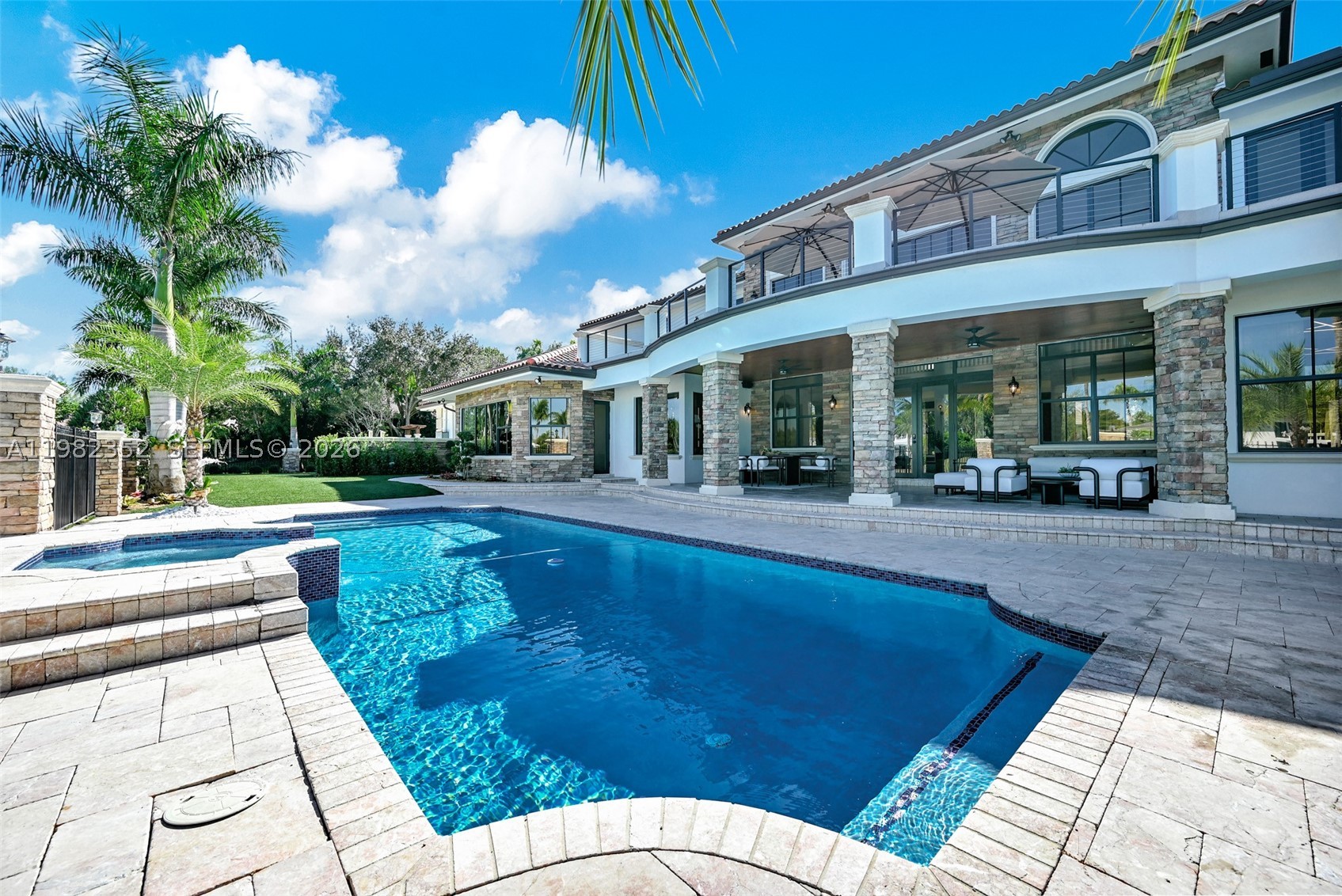 Weston photo 4