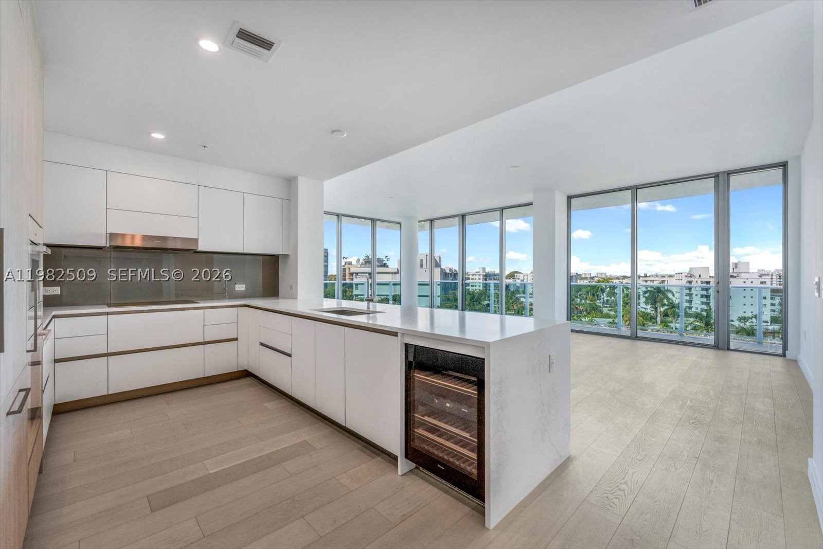 Bay Harbor Islands photo 1