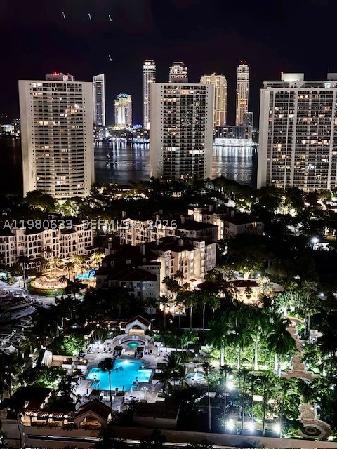 Aventura photo 5