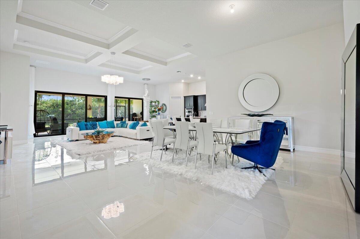 Palm Beach Gardens photo 3
