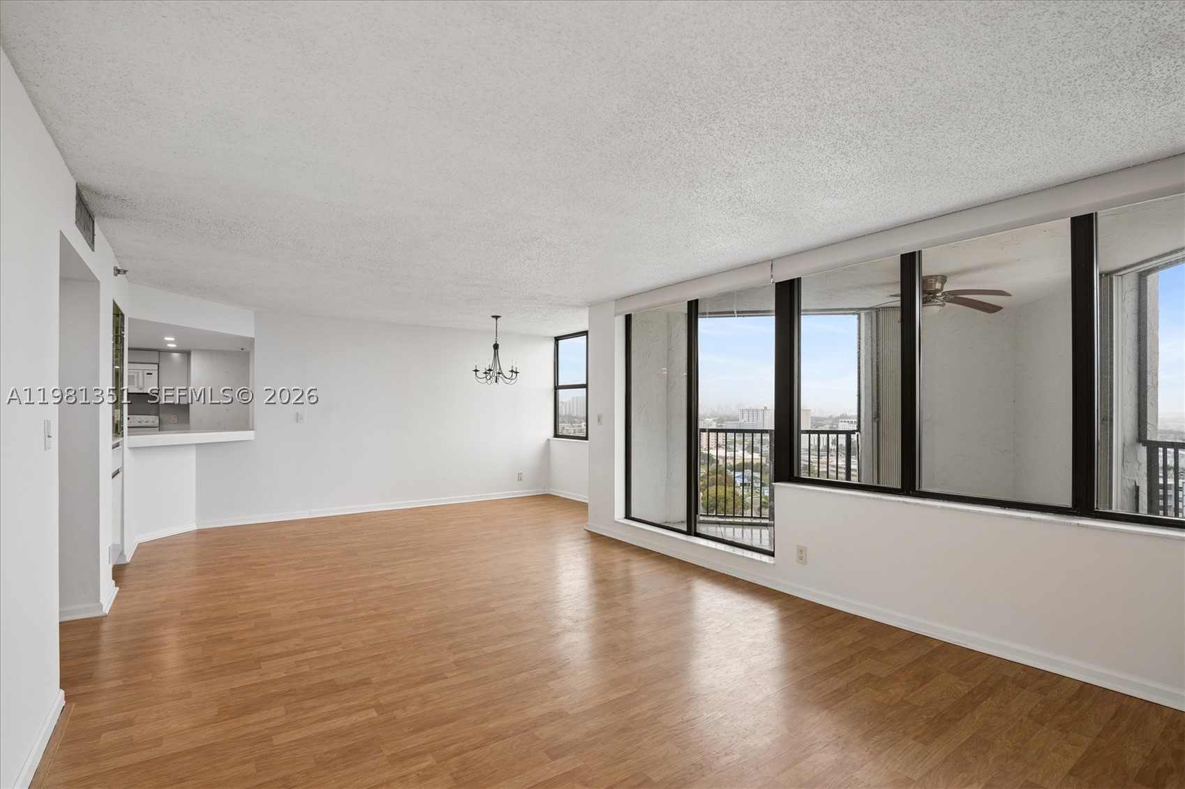 Hallandale Beach photo 4