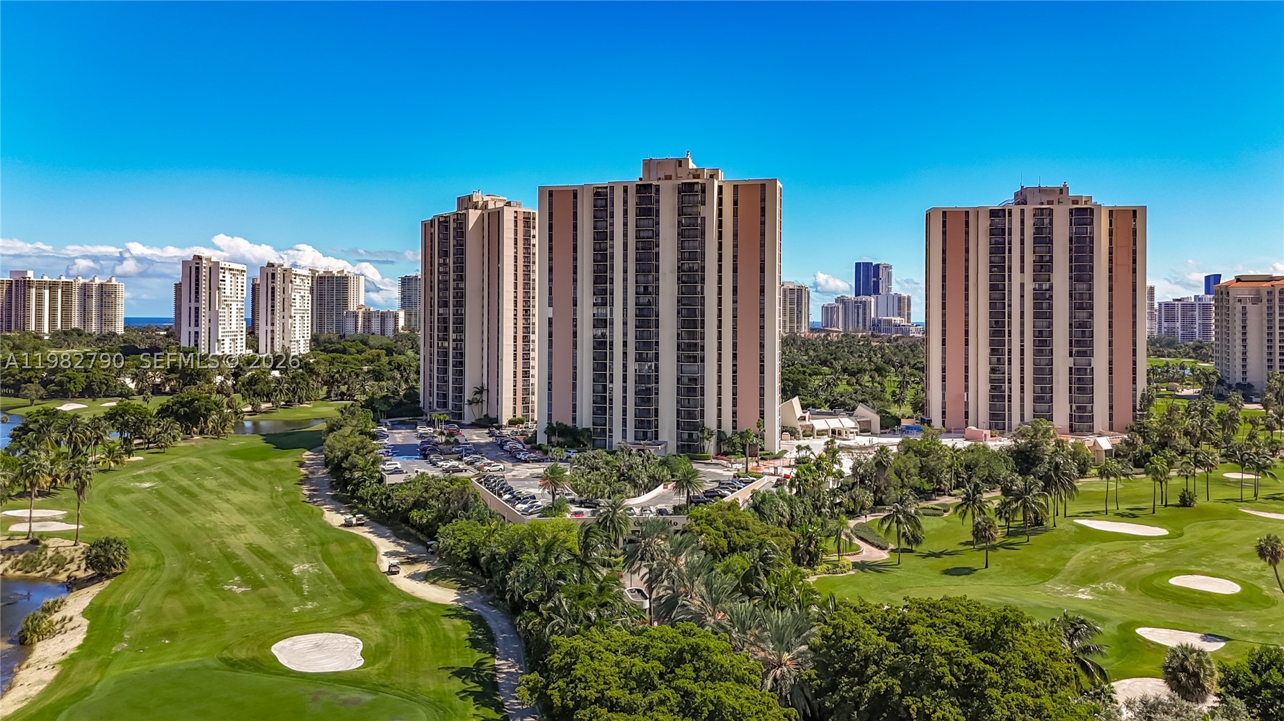 Aventura photo 5