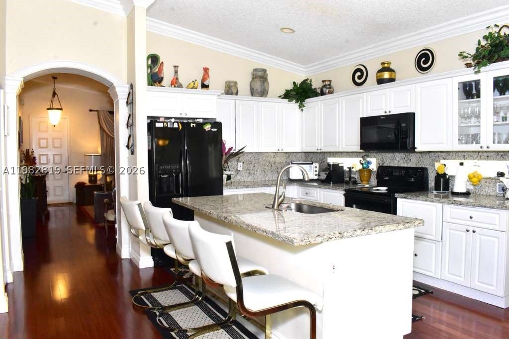 Pembroke Pines photo 3