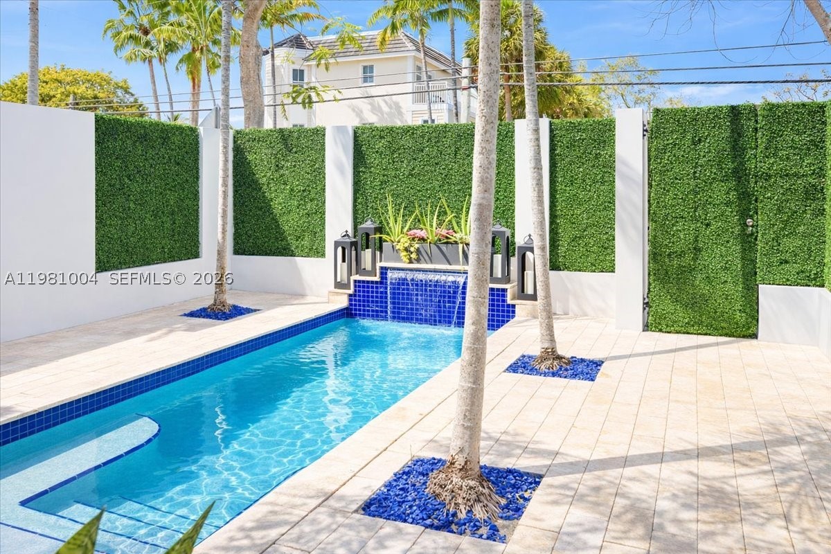 Fort Lauderdale photo 3