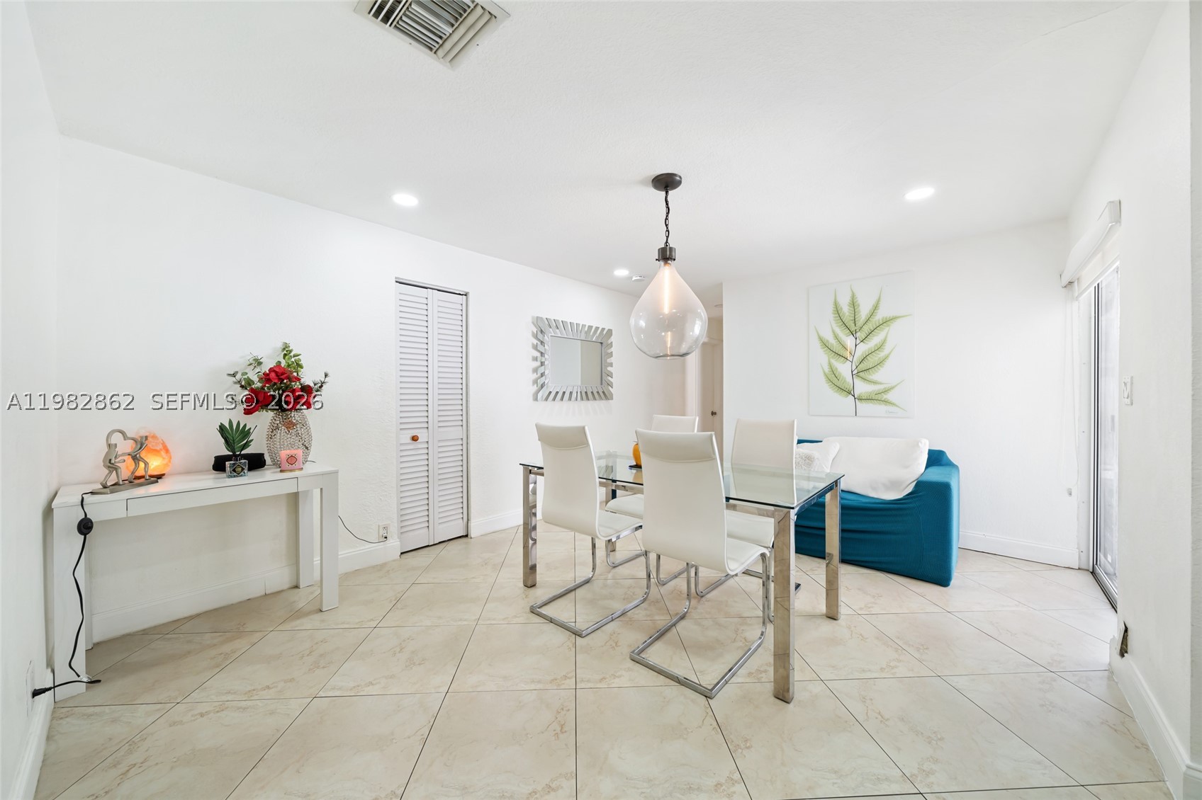 Pembroke Pines photo 5