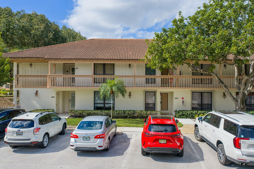Palm Beach Gardens photo 1