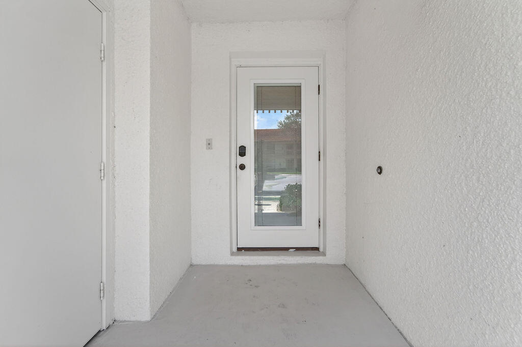 Palm Beach Gardens photo 2