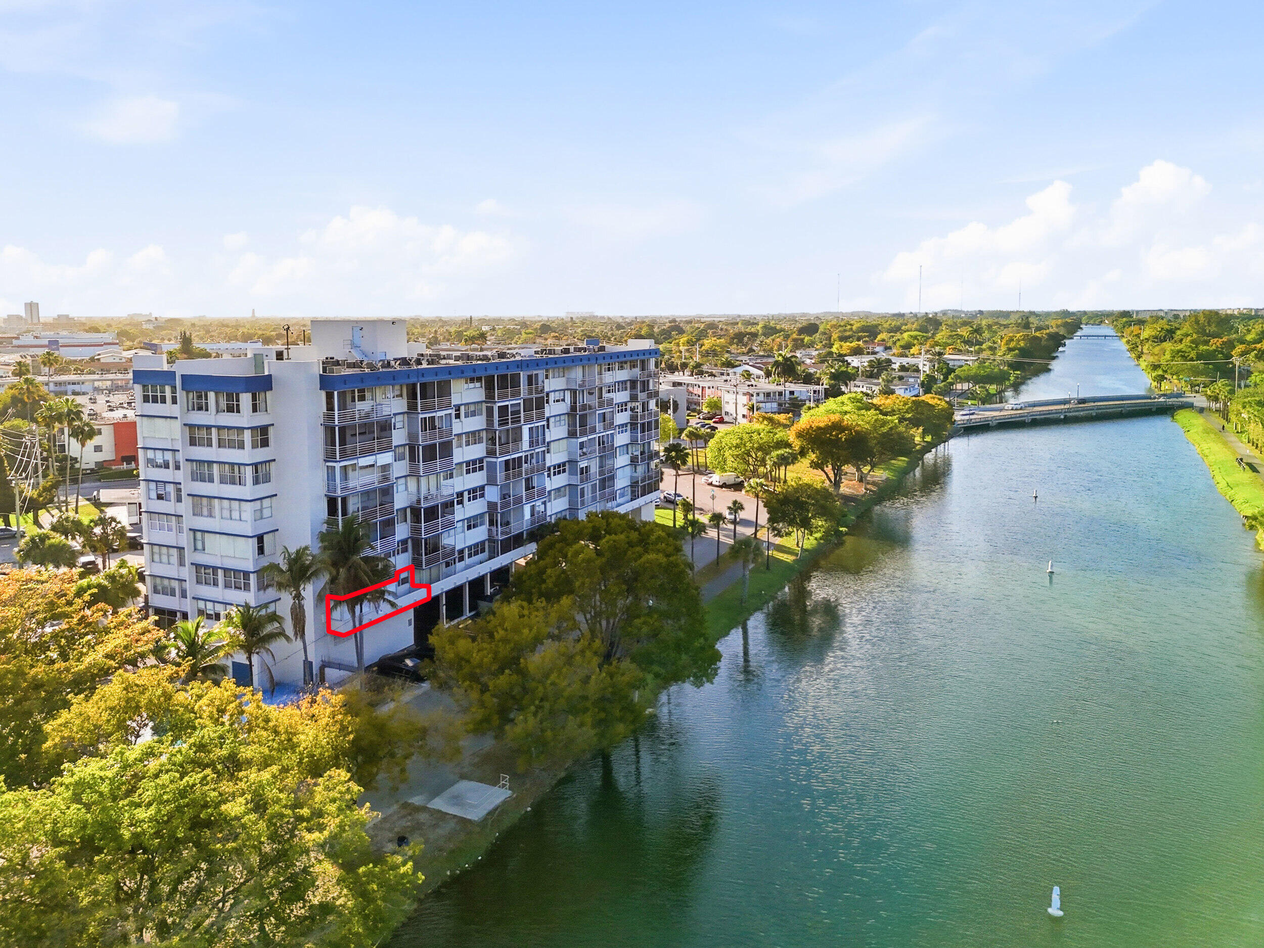 North Miami Beach photo 1