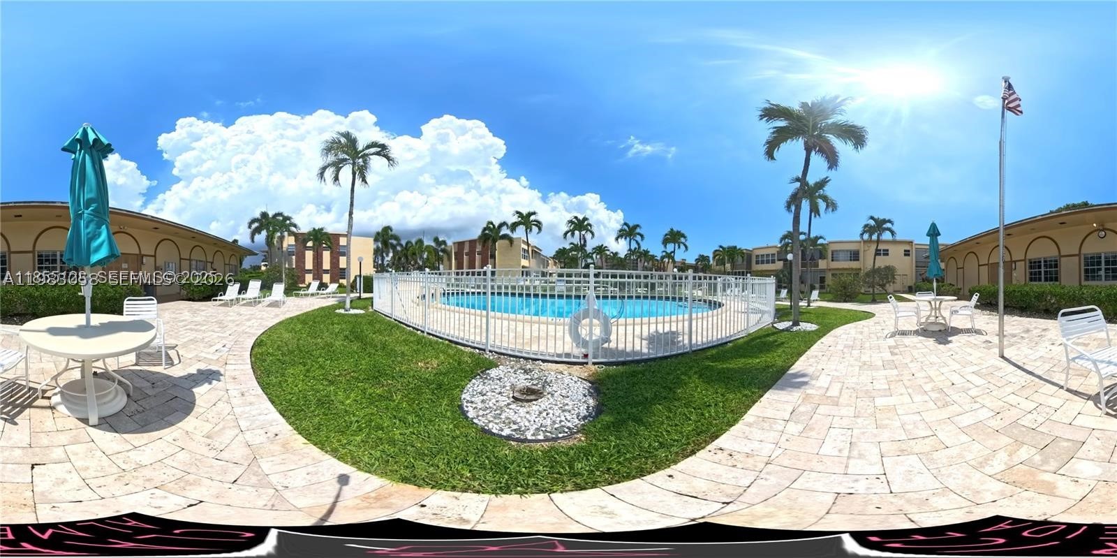 Hallandale Beach photo 2