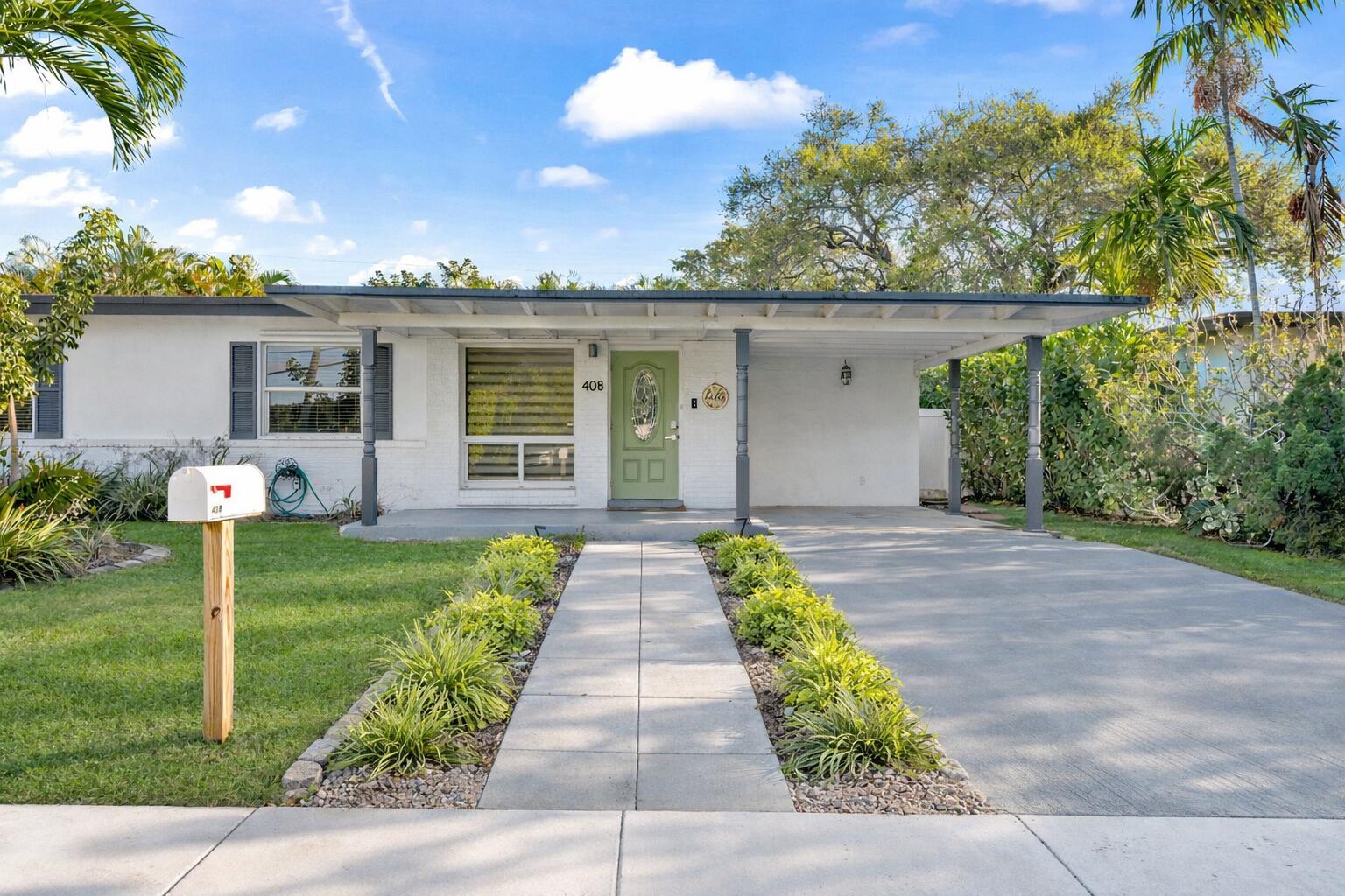 Wilton Manors photo 1