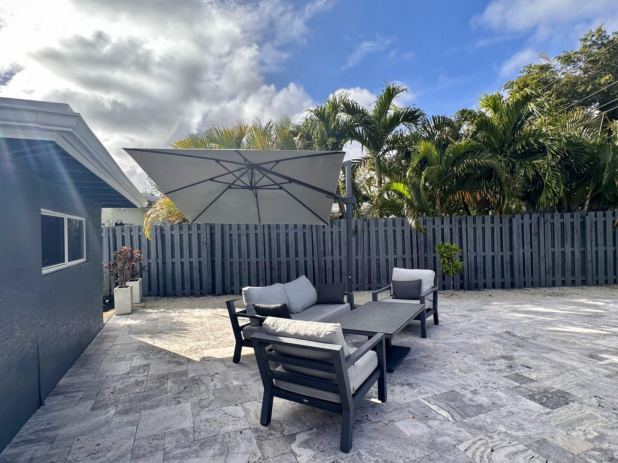 Wilton Manors photo 3
