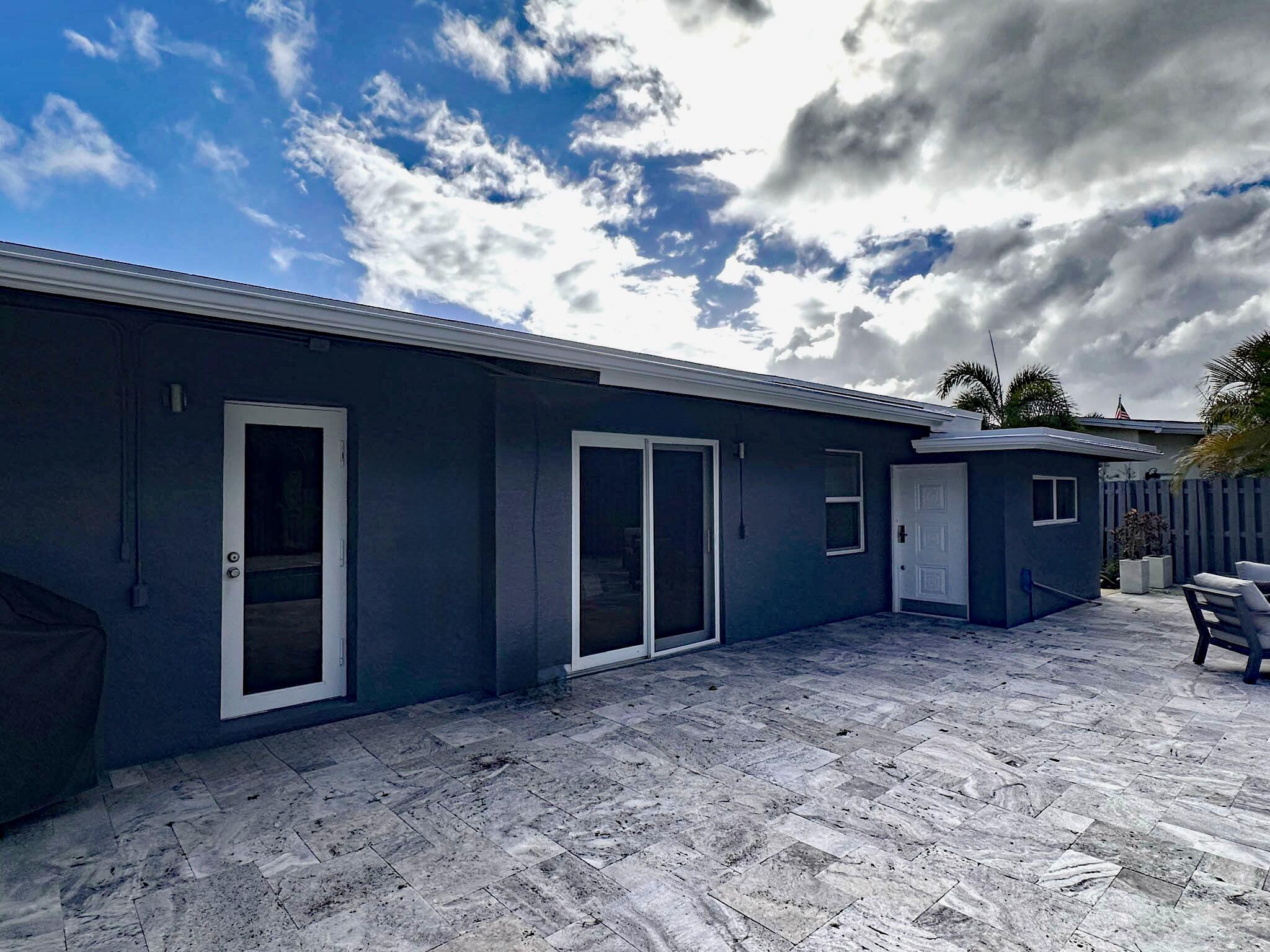 Wilton Manors photo 5