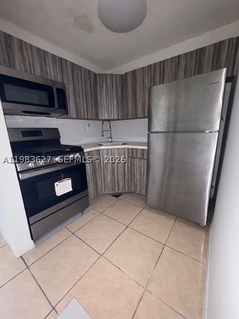 Miami Gardens photo 4