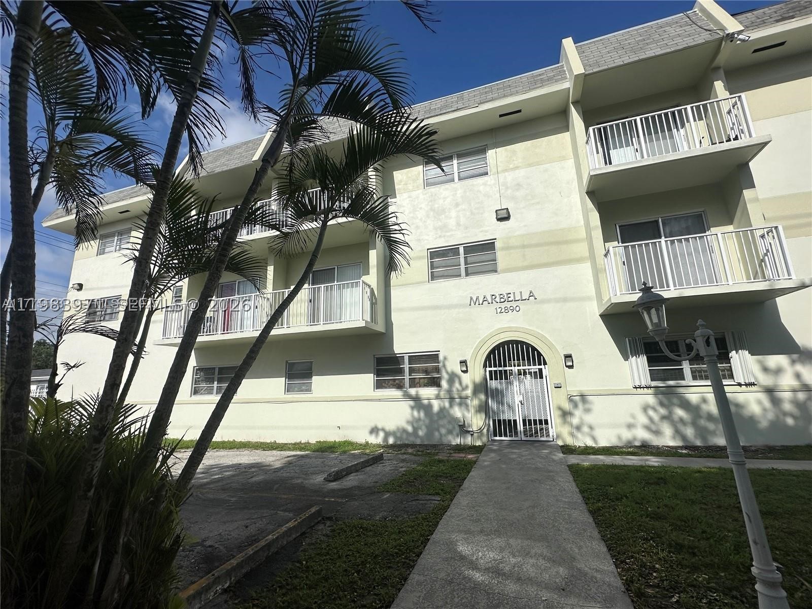 North Miami photo 1