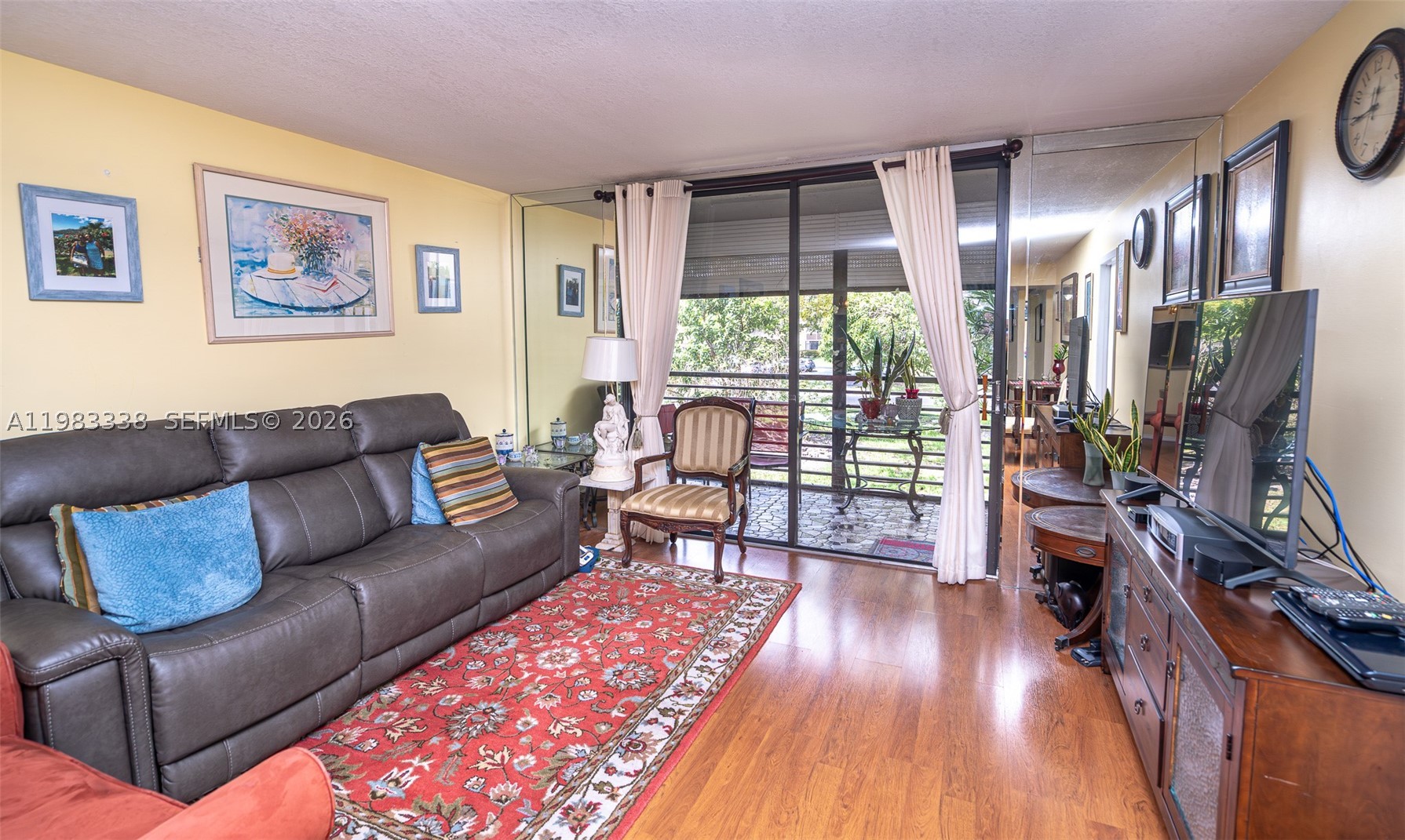 Pembroke Pines photo 3