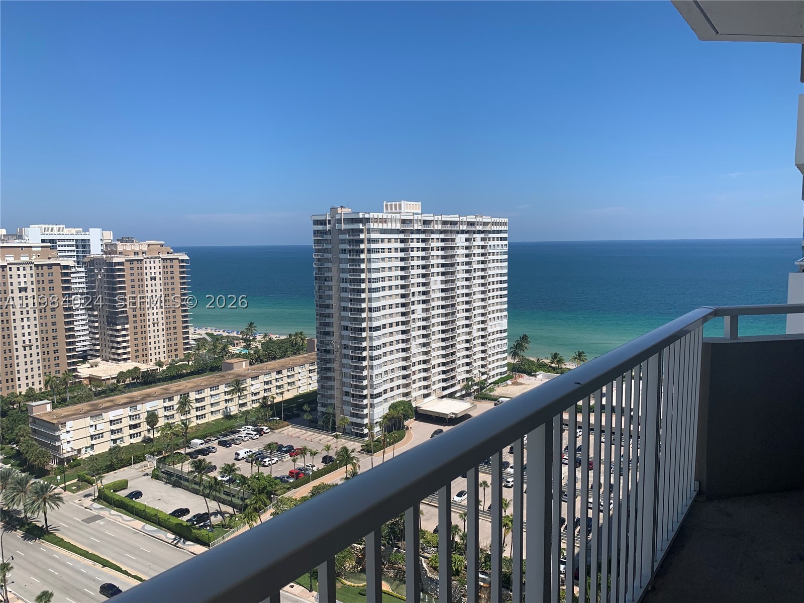 Hallandale Beach photo 2