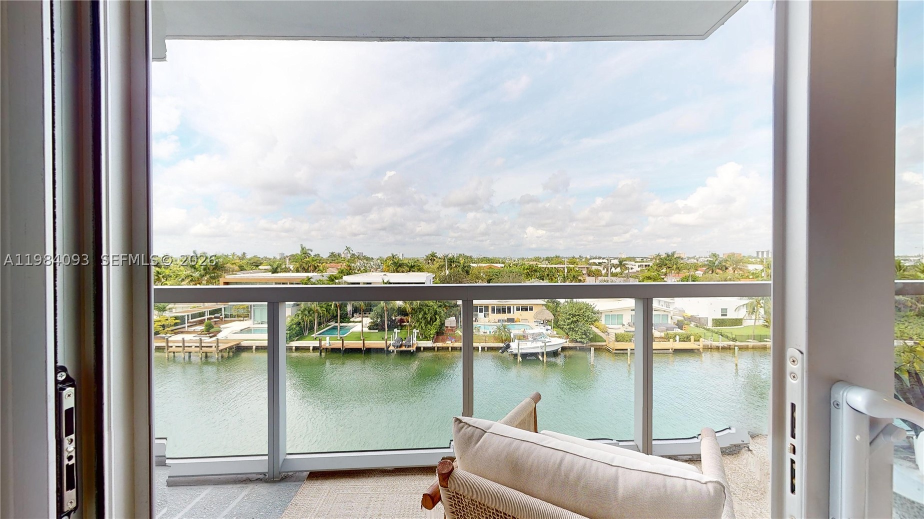 Bay Harbor Islands photo 1