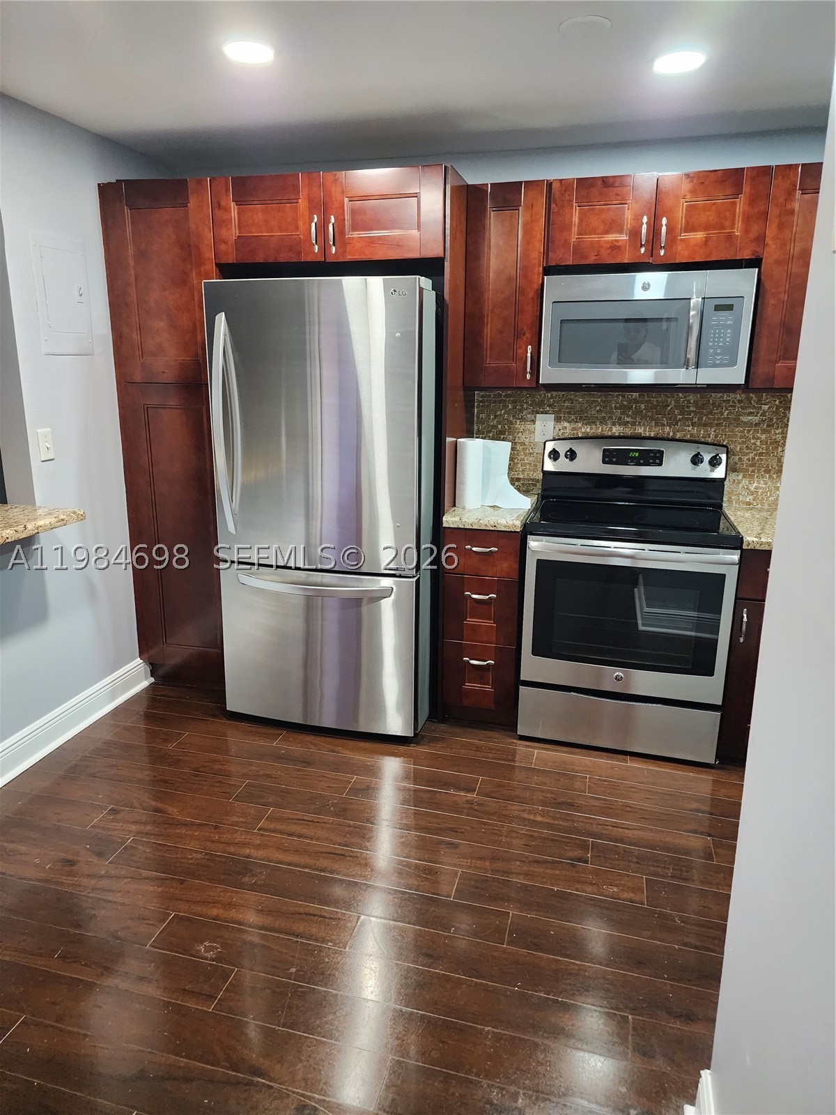 Pembroke Pines photo 2