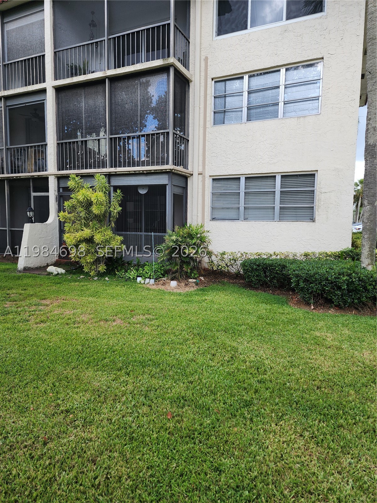 Pembroke Pines photo 5
