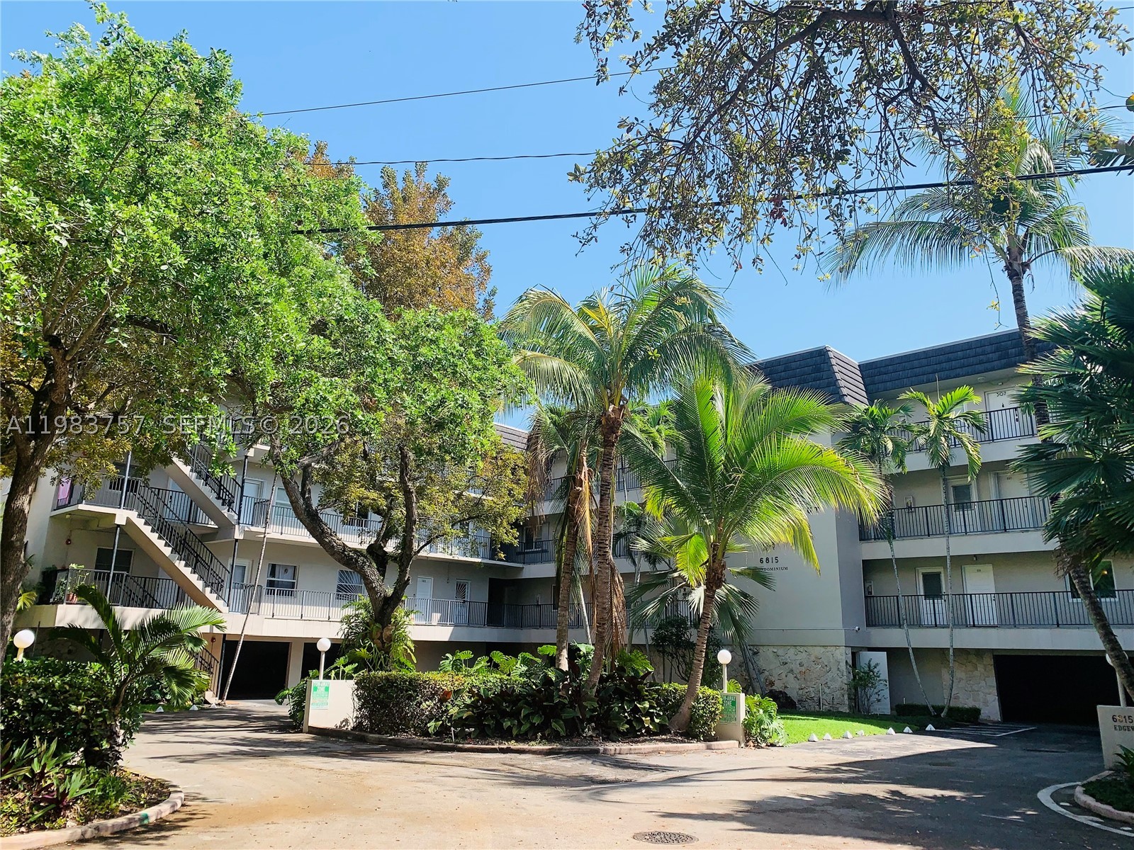 Coral Gables photo 2